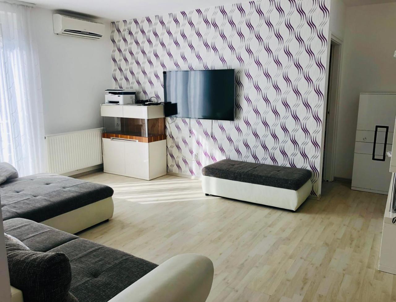 Akacvirag Apartman Apartment Siofok Exterior photo